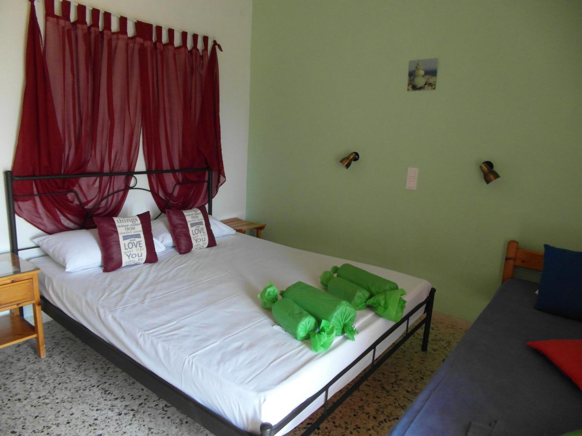 Eri Studios Agia Marina  ห้อง รูปภาพ