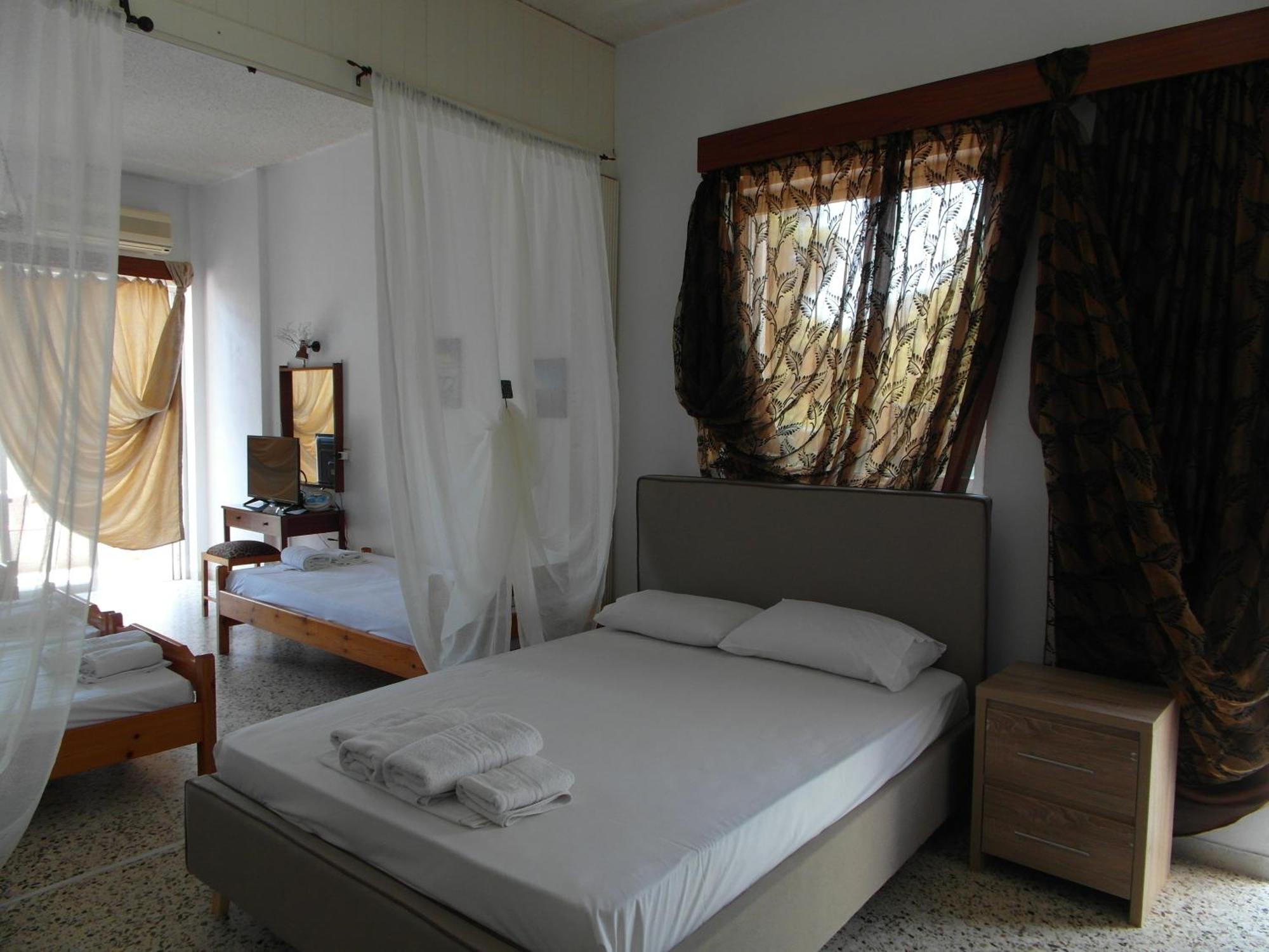 Eri Studios Agia Marina  ห้อง รูปภาพ